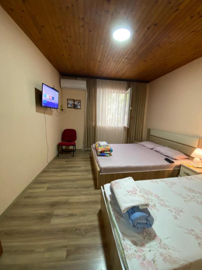 Zani Hostel Prizren Eksteriør billede