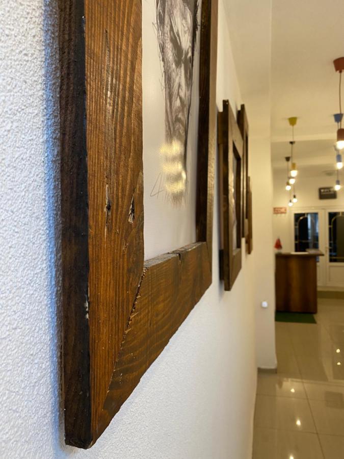 Zani Hostel Prizren Eksteriør billede