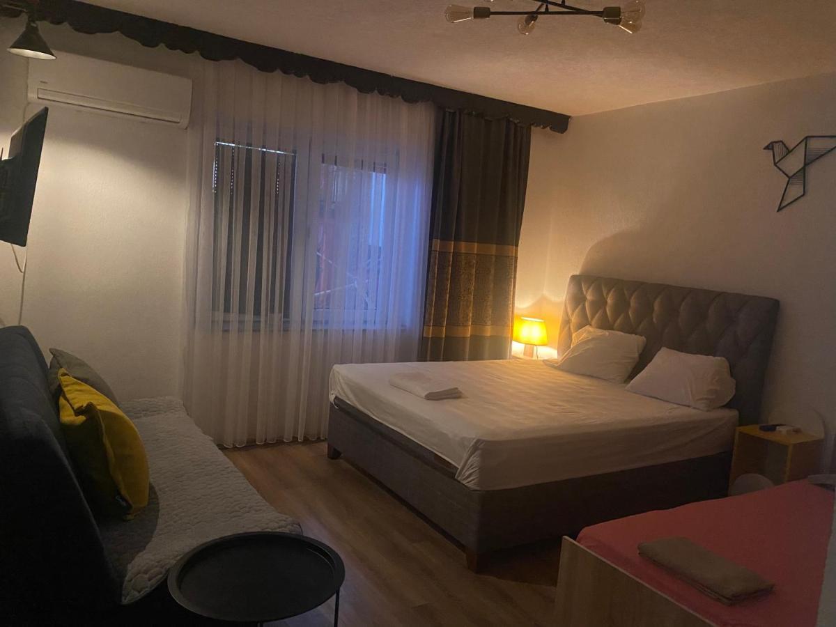 Zani Hostel Prizren Eksteriør billede